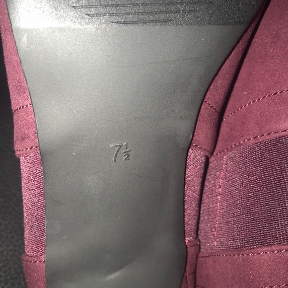 Ann Taylor Pointy Toe Booties Burgundy size 7 1/2 - Picture 8 of 10